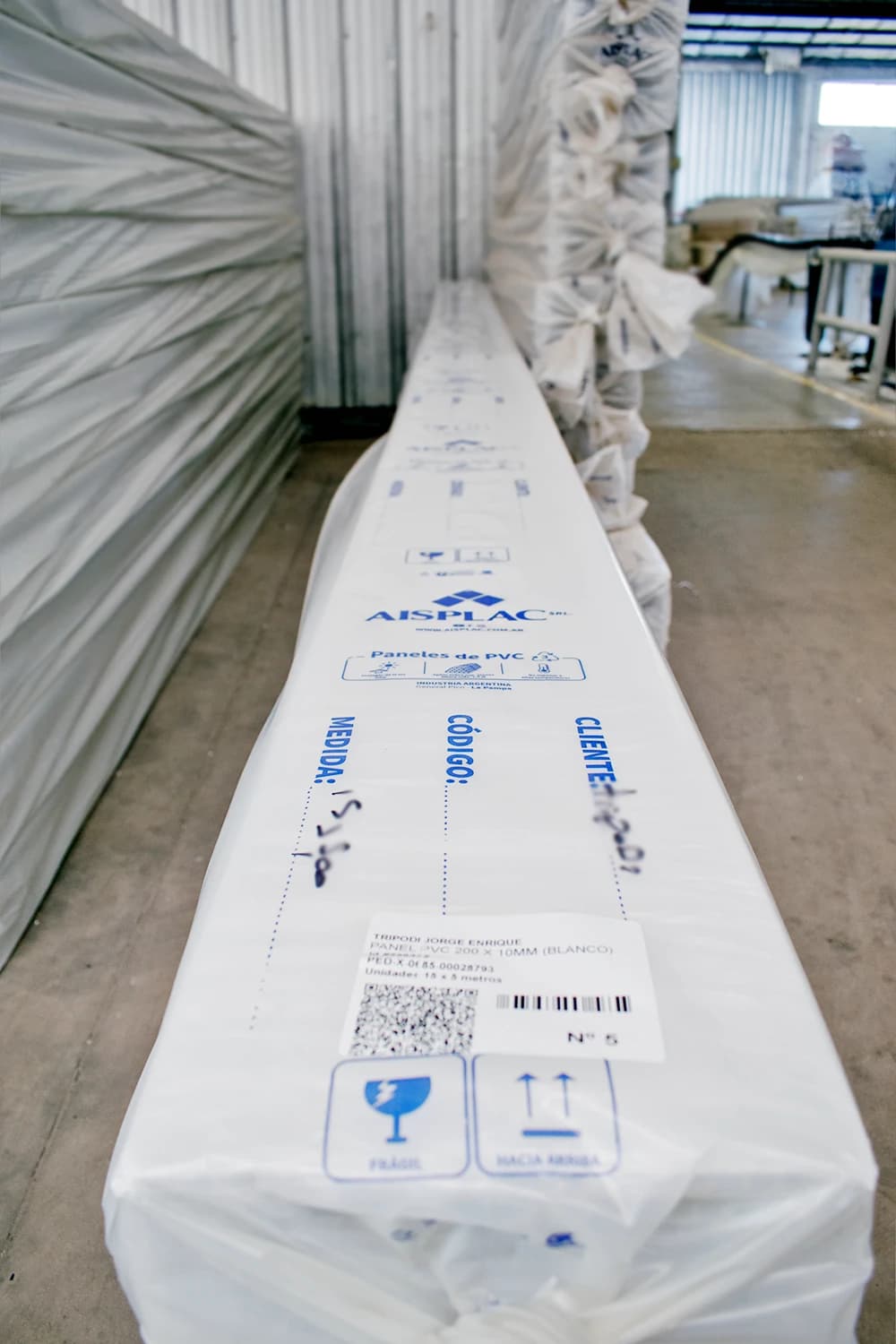Panel de PVC empaquetado en fábrica